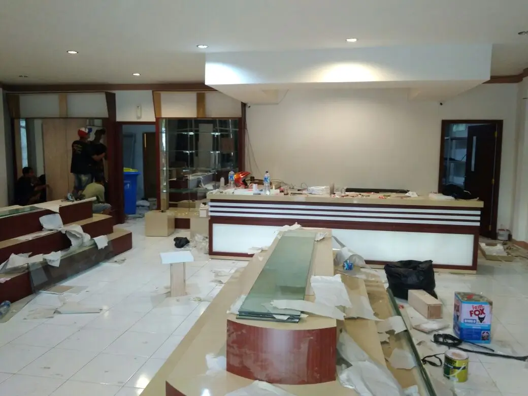 Jasa Renovasi Toko di Solo